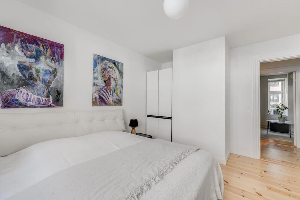 Perfect Location Apartment
